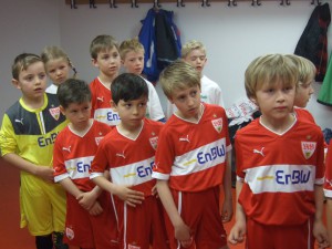 2014.05.03 VfB Einlaufkinder (1)